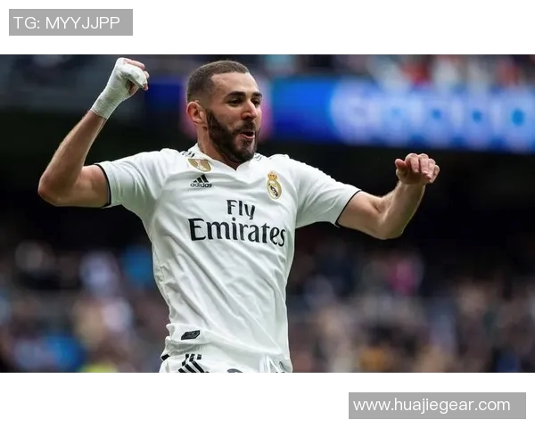 足球明星瞳色魅力大比拼谁的眼睛最吸引人眼球排名揭晓